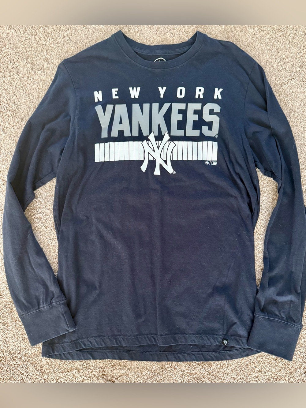 47 Brand New York Yankees Long Sleeve Shirt - Navy Blue & White